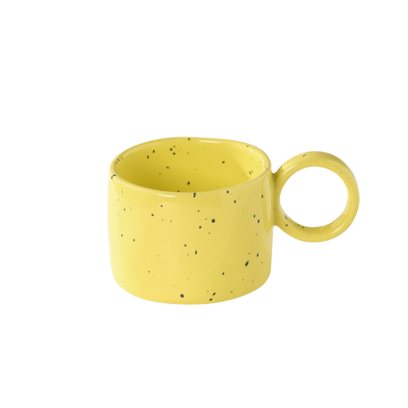 Tasse originale en ceramique jaune